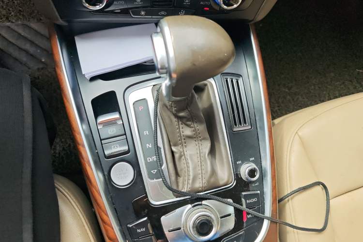 Used Audi Q5 2015 40 TFSI Comfort Model
