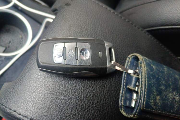 Used Haval H2 2017 Red-Label 1.5T Automatic Two-Wheel Drive Luxury Model