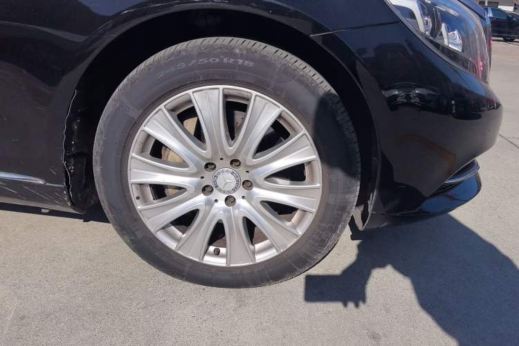 Used Mercedes-Benz S-Class 2014 S 320 L Business Model Right Front Wheel Hub