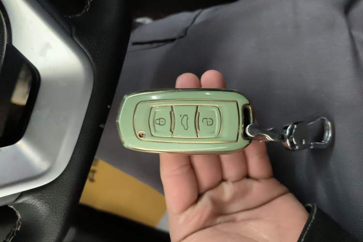 Used Geely Auto Emgrand X7 Sport 2016 1.8TD Automatic ZhiShang Model