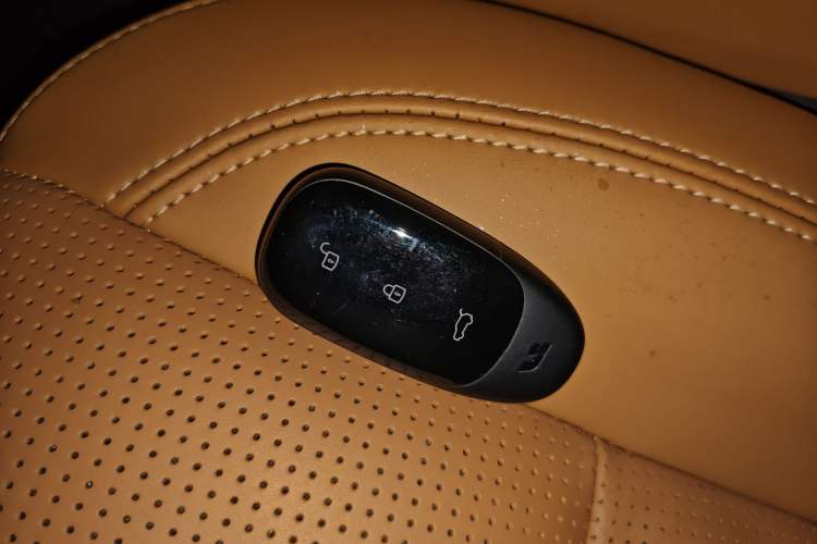 Used Li Auto ONE 2021 Extended-Range 6-Seater Version
