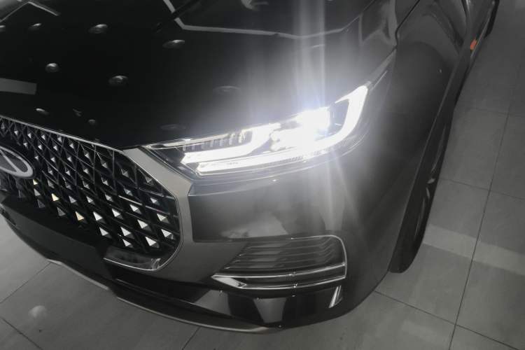 Used Chery Tiggo 8 PLUS 2024 Champion Edition 290TGDI DCT Hao Yue Version 5 Seats
