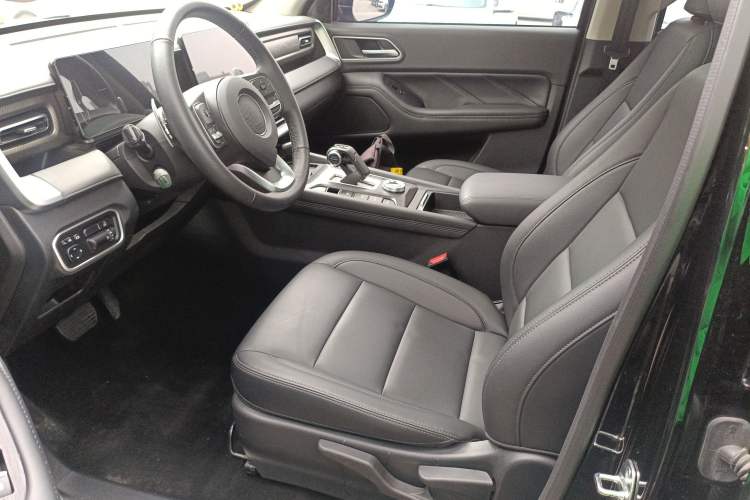 Used Great Wall Poer 2023 2.0T Passenger Version Automatic Gasoline Two-Wheel Drive Comfort Trim – GW4C20B
