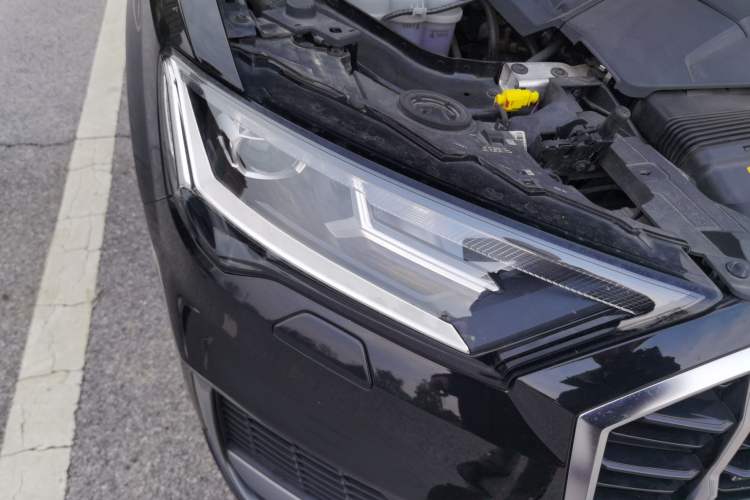 Used Audi Q7 2022 55 TFSI quattro S line Sport model