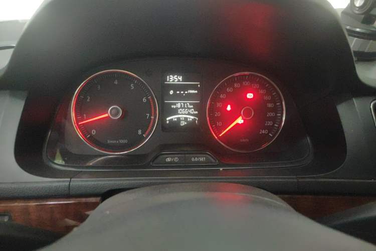 Used Volkswagen Lavida 2013 1.4TSI Manual Comfort Edition