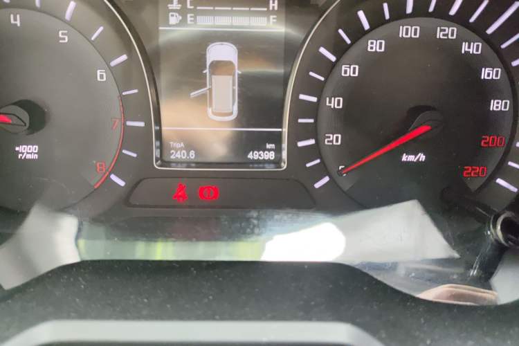 Used GAC Trumpchi GS4 2017 235T Manual Two-Wheel Drive Luxury Edition Odometer Close Up