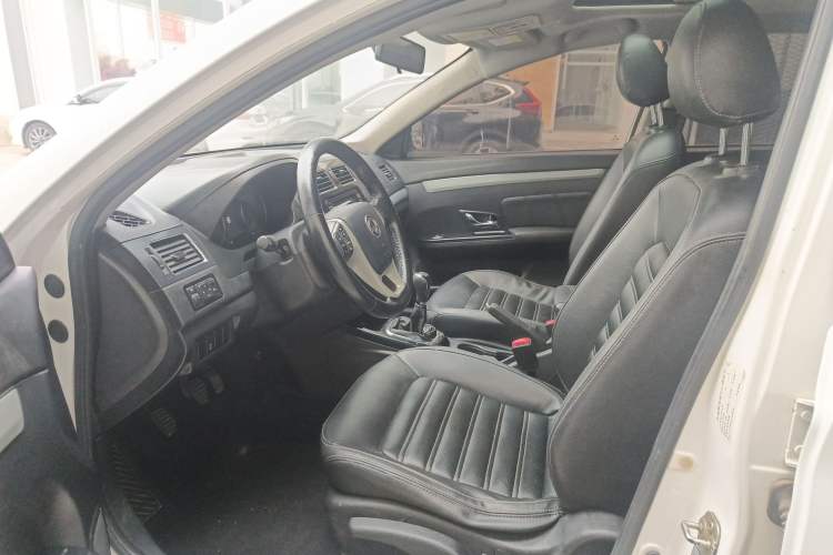 Used FORTHING Joyear S50 2016 1.5L Manual Luxury Edition