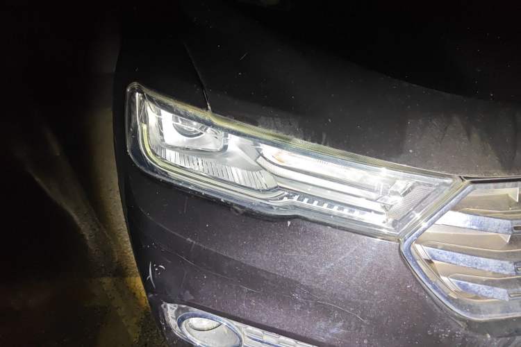 Used Haval H6 2017 Blue Label 2.0T Automatic Two-Wheel Drive Luxury Model