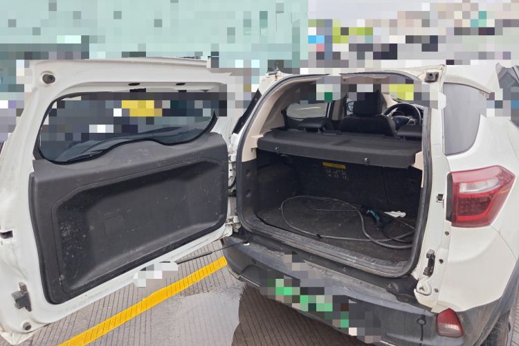 Used BYD Yuan New Energy 2018 EV360 Smart Connect Cool Edition Trunk