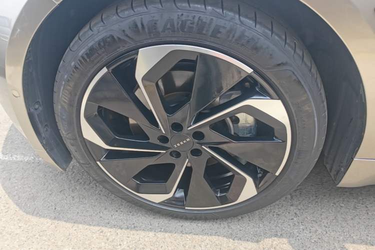 Used Zeekr 001 2021 Ultra-Long Range Single-Motor WE Edition
