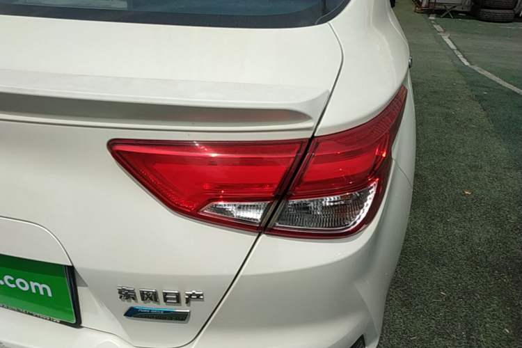 Used Nissan Lannia 2016 1.6L CVT Smart Cool Edition Right Rear Taillight