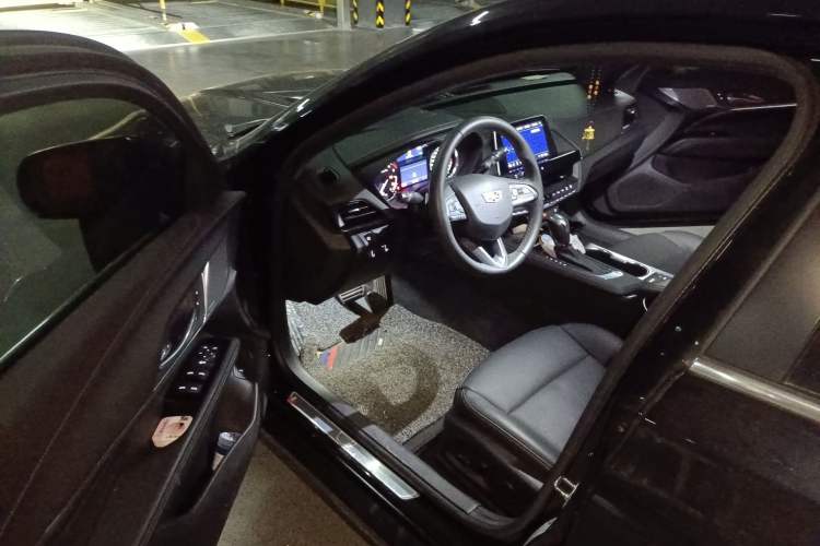 Used Cadillac CT4 2022 28T Luxury Edition
