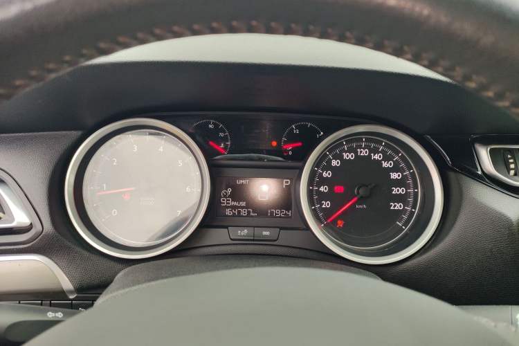 Used Peugeot 408 2014 1.8L Automatic Luxury Edition Instrument Cluster