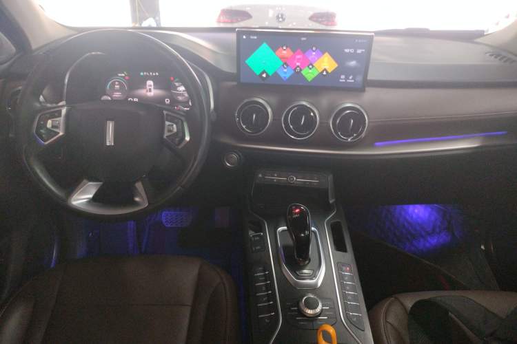 Used Wey VV6 2021 2.0T Two-Wheel Drive Smart Plus