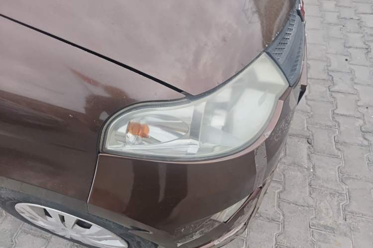 Used Wuling Hongguang 2015 1.2L S Base Model China V Standard Right Front Headlight