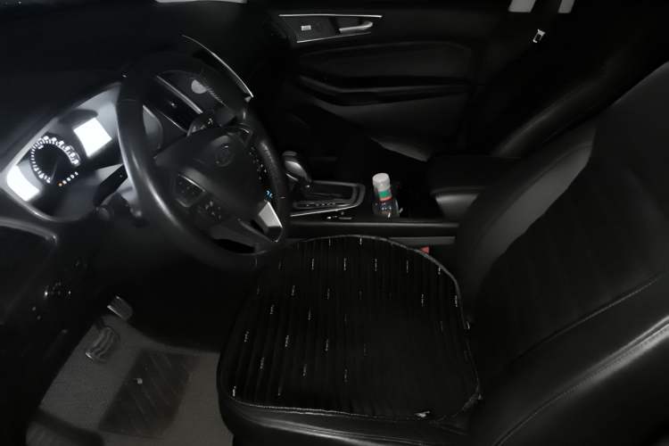 Used Ford Edge 2016 EcoBoost 245 Four-Wheel Drive Titanium Edition 7-Seater Left Front Seat