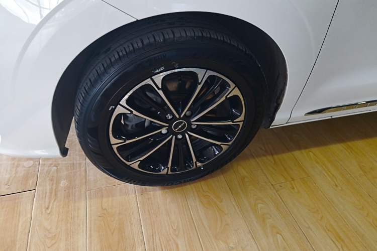 Used Roewe iMAX8 2021 400TGI Supreme Series Lu Zun Edition