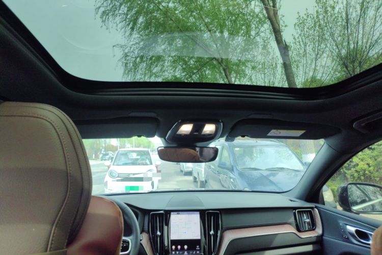 Used Volvo XC60 2024 B5 4x4 Smart Luxury Edition
