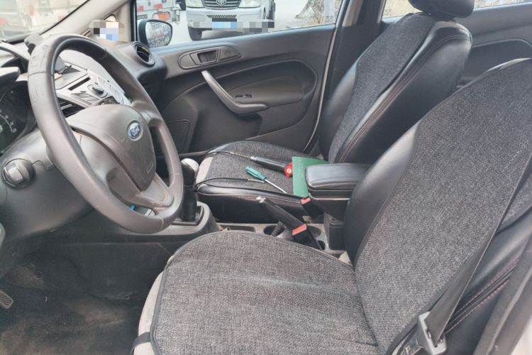 Used Ford Fiesta 2013 Sedan 1.5L Manual Fashion Edition
