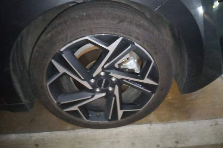 Used Lynk & Co 07 2024 EM-P 126 Long-Range Halo
