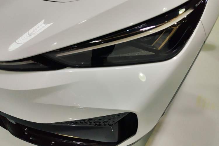 Used Volkswagen ID.UNYX 2024 Revised Pro Long-Range Version
