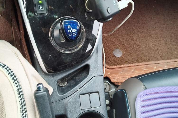 Used Toyota Levin 2018 Dual-Engine 1.8H GS-V E-CVT Prestige Version China V Standard
