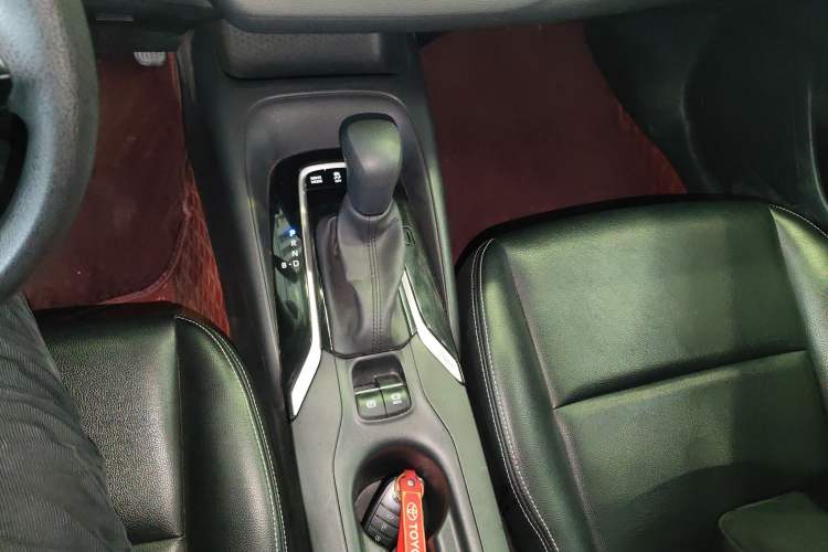 Used Toyota Corolla 2023 1.8L Smart Electric Hybrid Dual-Motor Elite Edition
