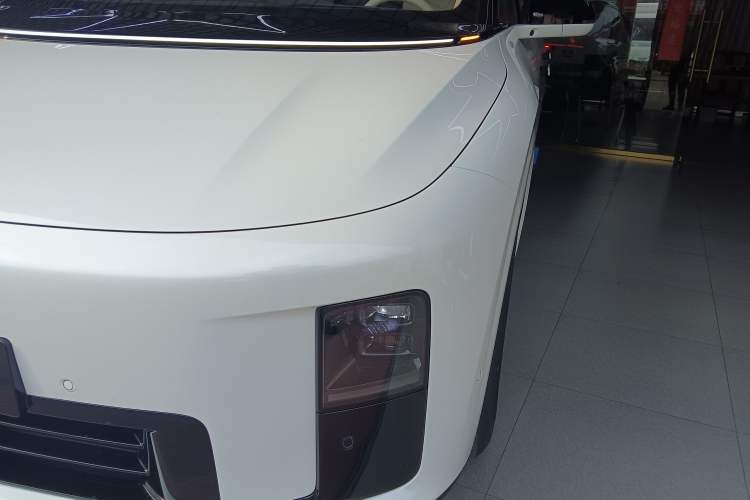 Used Li Auto Li Auto i8 2025 Model Standard Version