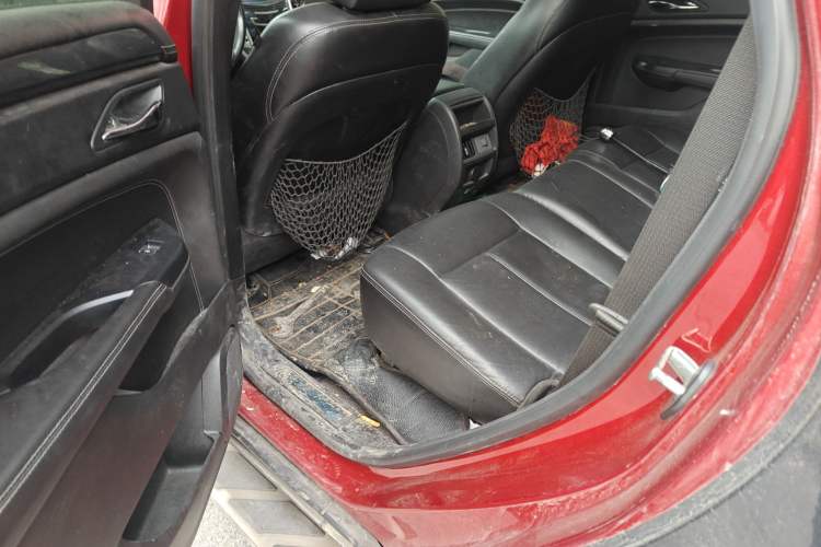 Used Cadillac SRX 2013 3.0L Comfort Model
