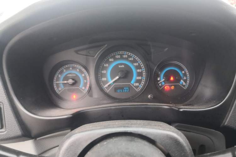 Used Soueast V3 Lingyue 2015 1.5L Manual Style Edition
