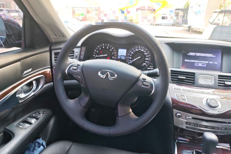 Used Infiniti Q70 2019 Q70L 2.0T Elite Plus Version Steering Wheel