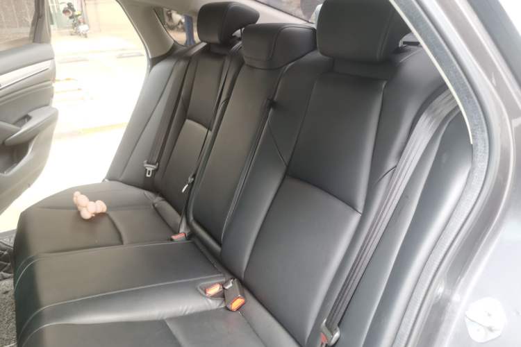 Used Honda Accord 2018 260TURBO Luxury Edition China VI Left Rear Seat