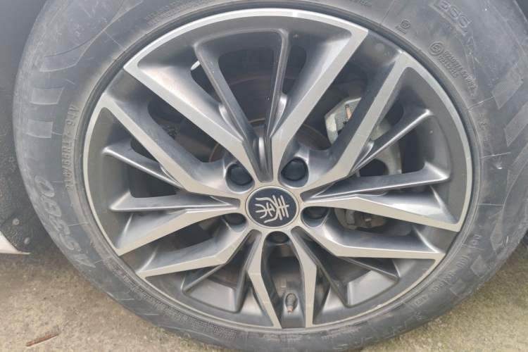Used BYD Qin PLUS 2021 DM-i 55KM Flagship Model

