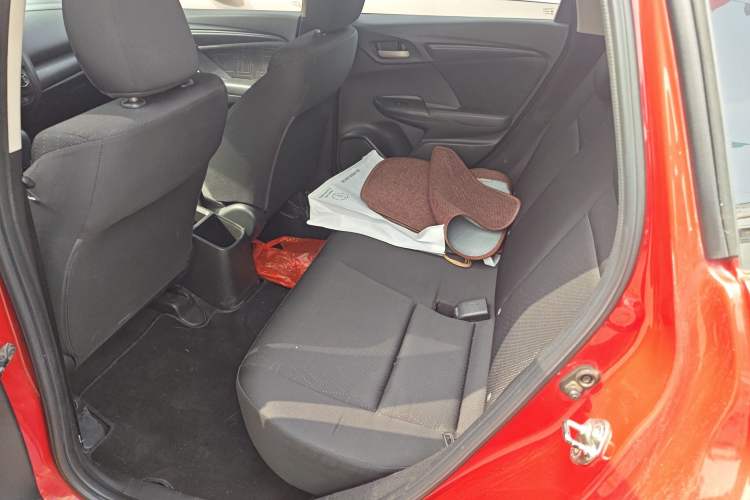 Used Honda Fit 2016 1.5L LX CVT Comfort Model
