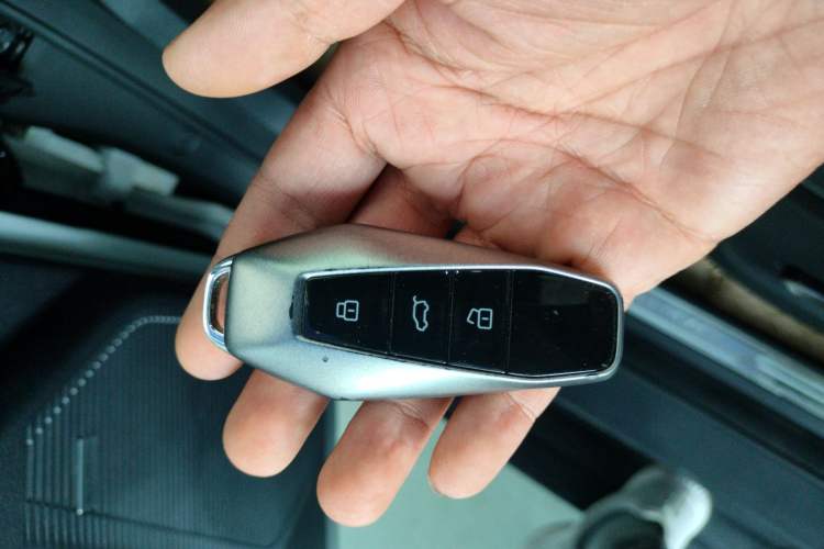 Used iCAR 03T 2024 520km Two-Wheel Drive Long-Range Version Interior 1