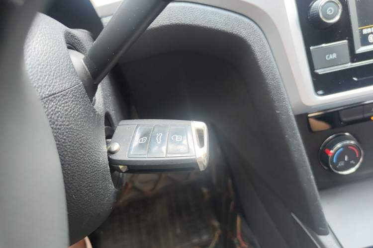 Used Volkswagen Lamando 2019 230TSI DSG Fashion Edition China VI
