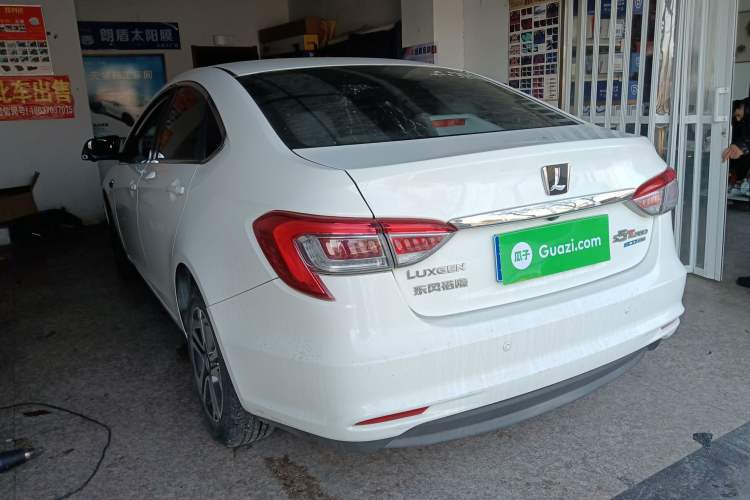 Used Luxgen 5 2015 1.8T Automatic ZhiZun Model
