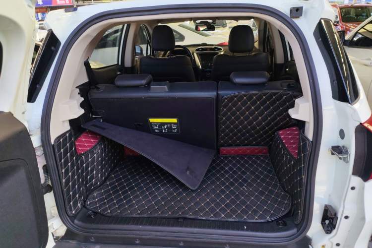 Used BYD Yuan 2016 1.5L Automatic Luxury Version
