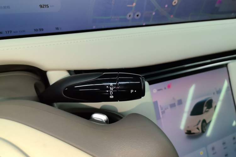 Used IM LS7 2023 100kWh Lux Rear-Drive Version