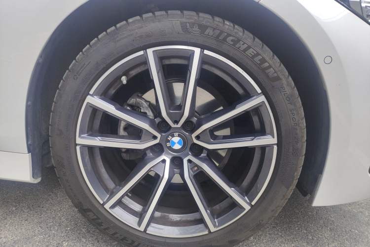 Used BMW 3 Series 2025 325Li M Sport Package