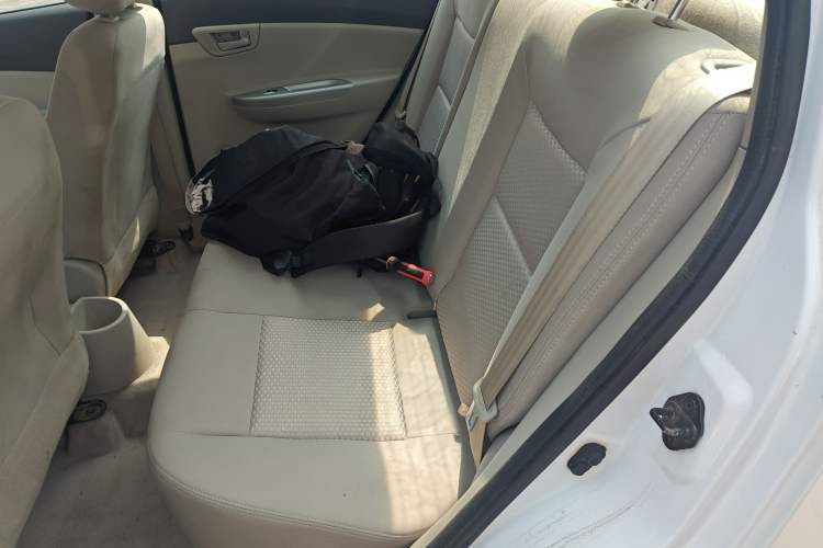 Used CHANGAN Alsvin V5 2012 1.5L Manual Sport Version China IV Standard
