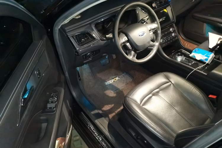 Used Ford Taurus 2017 EcoBoost 245 Fashion Edition
