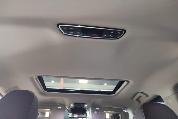 Used GAC Trumpchi M8 2024 Lingxiu Series 390T Luxury Edition
