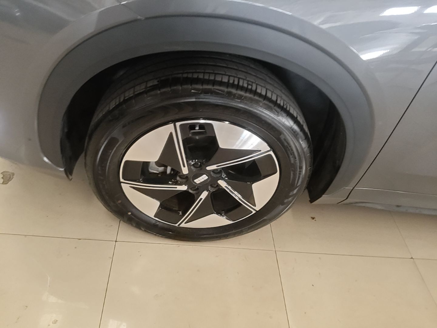 Geely Galaxy E5 2026 Model 610km Exploration+ Edition — снимка 10