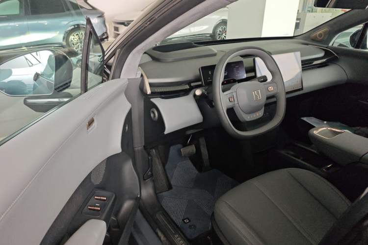 Used Zeekr X 2024 Five-Seater Four-Wheel Drive Driver Seat