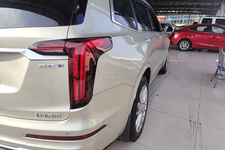 Used Cadillac XT6 2022 2.0T 7-Seater Four-Wheel Drive Luxury Version