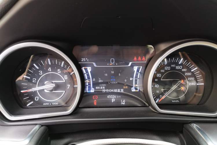Used Jeep Grand Commander 2022 2.0T Four-Wheel Drive Luxury Edition Instrument Cluster