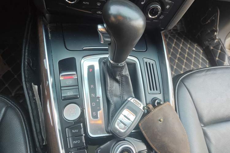 Used Audi Q5 2011 2.0TFSI Comfort Version