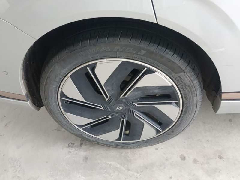 Used Dongfeng eπ eπ008 2024 210Max Range-Extended Version 6 Seats — 25