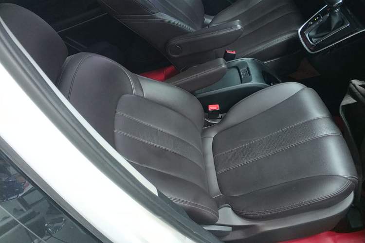 Used GAC Trumpchi M6 2019 270T DCT Luxury Edition (6-seater) China VI Right Front Seat